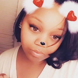 Meet your Posher, Felicia